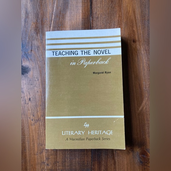Teaching the Novel in Paperback by Margaret Ryan. 1963 Very Good Softcover - Picture 1 of 12